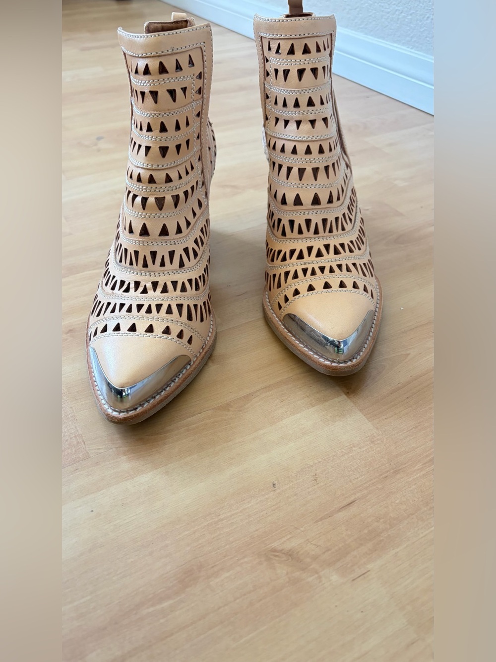 Jeffrey Campbell Women’s Beige Laser-Cut Ankle Boots with Silver Toe Cap